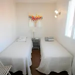 Hébergement de vacances Maison Soignee Proche Et Centre-ville, Avec Jardin Cloture Et Wifi - Fr-1-22-332