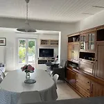 Hébergement de vacances Maison Soignee Proche Et Centre-ville, Avec Jardin Cloture Et Wifi - Fr-1-22-332 La Tranche-sur-Mer