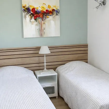 Maison Soignée Proche Et Centre-ville, Avec Jardin Clôturé Et Wifi - Fr-1-22-332 La Tranche-sur-Mer