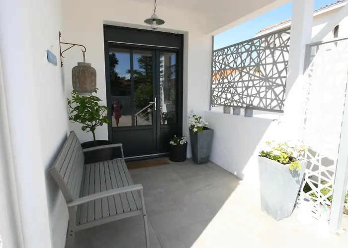 Maison Soignee Proche Et Centre-ville, Avec Jardin Cloture Et Wifi - Fr-1-22-332 La Tranche-sur-Mer