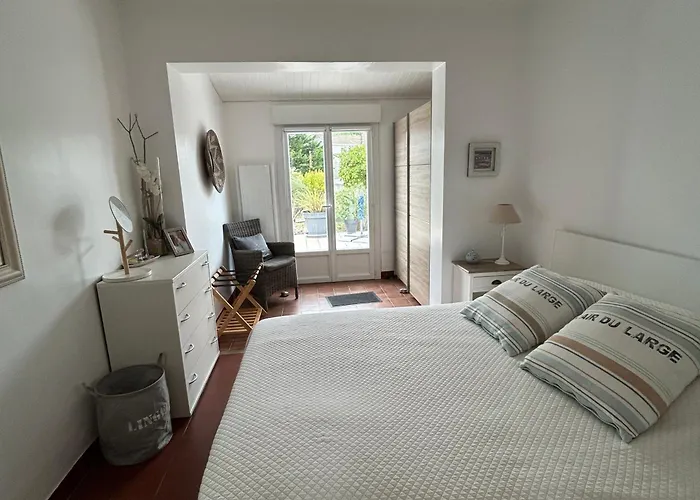 Maison Soignee Proche Et Centre-ville, Avec Jardin Cloture Et Wifi - Fr-1-22-332 *